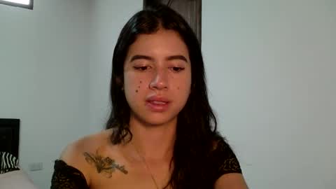 Snapshot of aine_ileana chatting on September 2025 03:45:02 PM J online show from September 2025 03:45:02 PM