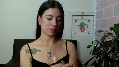 Snapshot of aine_ileana chatting on June 2026 01:14:01 PM J online show from June 2026 01:14:01 PM