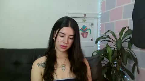 Snapshot of aine_ileana chatting on July 2026 02:56:02 PM J online show from July 2026 02:56:02 PM