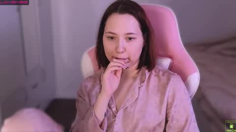 airyhill online show from December 2025 07:21:01 PM