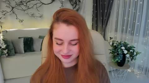 Snapshot of airysilhouette chatting on November 2025 04:36:01 AM Louise online show from November 2025 04:36:01 AM