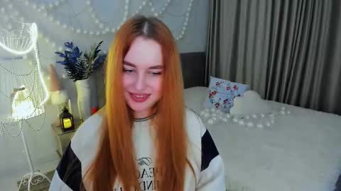 Snapshot of airysilhouette chatting on December 2025 02:07:02 AM Louise online show from December 2025 02:07:02 AM