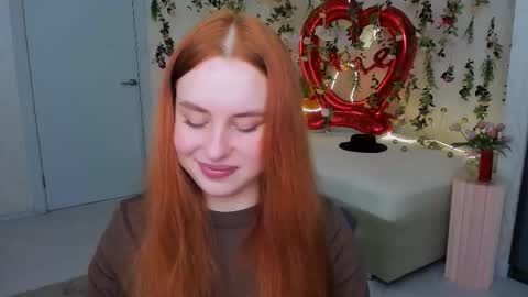 Snapshot of airysilhouette chatting on February 2026 07:10:01 PM Louise online show from February 2026 07:10:01 PM