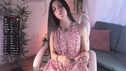 Aisha online show from September 2025 12:37:01 PM