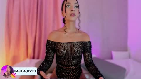 Aisha online show from November 2025 08:52:02 PM