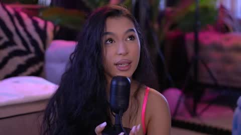 Snapshot of aishaadevoe chatting on May 2026 08:31:01 AM Maddy online show from May 2026 08:31:01 AM