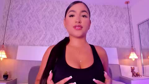 Aisha online show from October 2025 04:35:02 PM