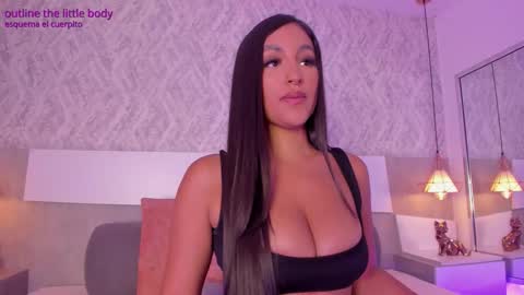 Aisha online show from December 2025 03:41:02 PM