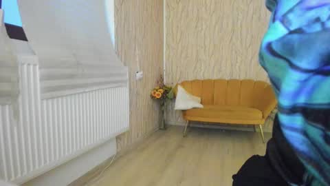 Aisha online show from February 2025 04:54:01 AM