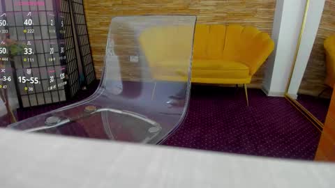 Aisha online show from October 2025 04:11:01 AM