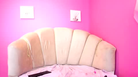 aishasounders online show from December 2024 07:52:02 AM