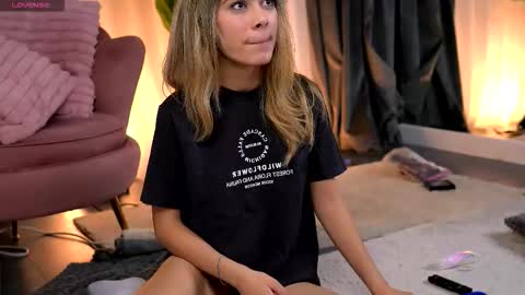 Aish online show from December 2025 07:53:02 PM