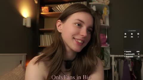 Snapshot of aislyfarran chatting on February 2026 06:16:02 AM Aliza online show from February 2026 06:16:02 AM