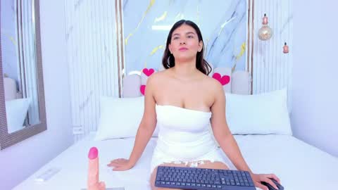  Aitana  online show from March 2026 11:59:02 AM