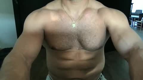 Snapshot of aitor_thebomb chatting on March 2026 04:56:01 PM Aitor bigcock online show from March 2026 04:56:01 PM