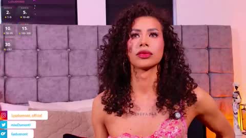 Snapshot of aivadumont chatting on February 2026 09:22:01 PM Queen Dumont online show from February 2026 09:22:01 PM