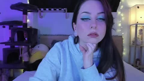 Snapshot of aivie chatting on April 2026 04:24:02 AM Aivie Pink online show from April 2026 04:24:02 AM
