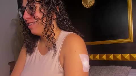 Aixa Burgos online show from October 2025 12:17:02 PM