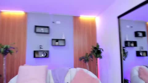 Aixa online show from September 2025 12:18:02 PM