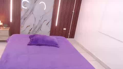 AIXA  online show from October 2025 12:50:02 PM