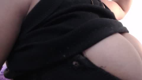 AIXA  online show from November 2025 12:37:01 PM