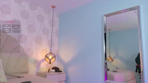 Snapshot of aixatrista1 chatting on October 2025 07:58:01 PM AIXA online show from October 2025 07:58:01 PM