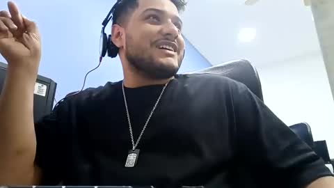 Snapshot of aj_cooper90_ chatting on December 2024 05:04:02 AM Esteban online show from December 2024 05:04:02 AM