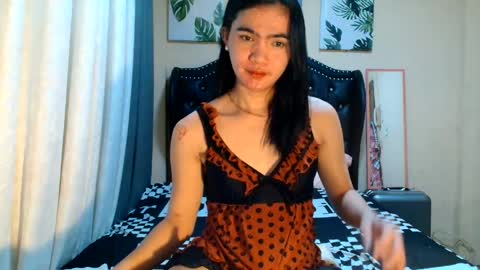 Snapshot of akamamiki25 chatting on May 2026 11:05:01 AM akamamiki25 online show from May 2026 11:05:01 AM