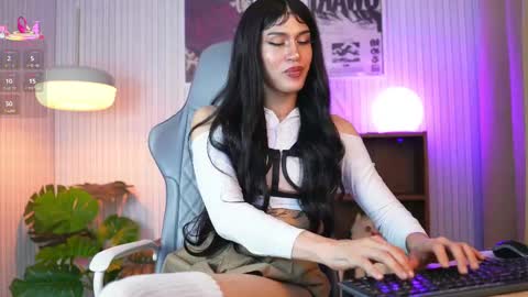 Snapshot of akame_s chatting on March 2025 12:07:01 AM             online show from March 2025 12:07:01 AM