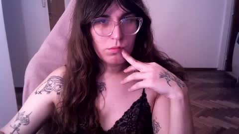 Veronica Akame 3 online show from November 2025 01:22:01 AM