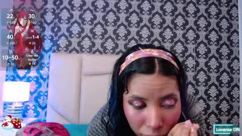 A K A N E  U W U online show from December 2024 12:01:02 PM