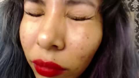 A K A N E  U W U online show from March 2025 01:05:01 AM