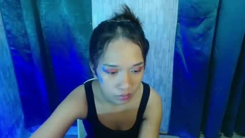 Snapshot of akari_yui chatting on April 2026 07:37:01 PM REA online show from April 2026 07:37:01 PM