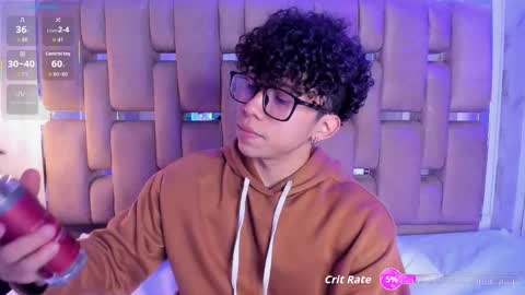 akazaboy online show from November 2025 04:01:02 AM