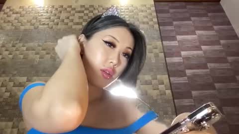 Snapshot of akemi_jp chatting on February 2025 01:27:02 AM Akemi online show from February 2025 01:27:02 AM