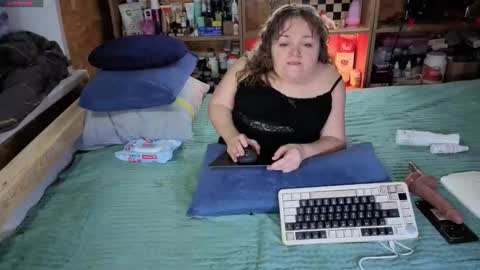 Natalie online show from November 2025 10:30:01 AM