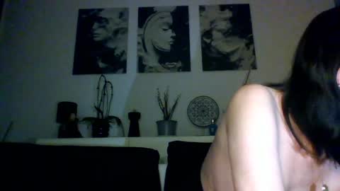 MIHAELA online show from April 2026 04:37:01 PM