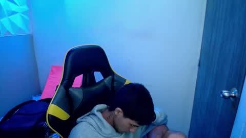 Akyra latin online show from February 2026 12:26:01 PM