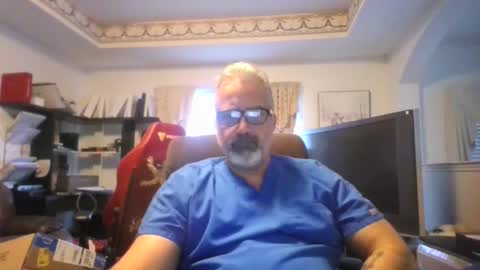 Snapshot of aladdin31673 chatting on February 2026 11:44:01 PM aladdin31673 online show from February 2026 11:44:01 PM