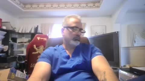 Snapshot of aladdin31673 chatting on February 2026 11:23:01 PM aladdin31673 online show from February 2026 11:23:01 PM