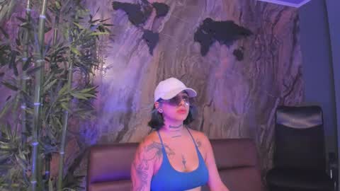 ALAHIA online show from December 2025 06:14:01 PM