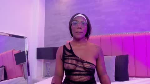 Snapshot of alaia_colins chatting on October 2025 03:09:02 AM alaia_colins online show from October 2025 03:09:02 AM