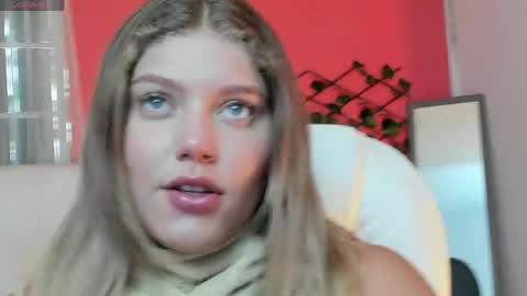 Snapshot of alaia_greyy chatting on June 2026 01:03:01 PM Alaia online show from June 2026 01:03:01 PM