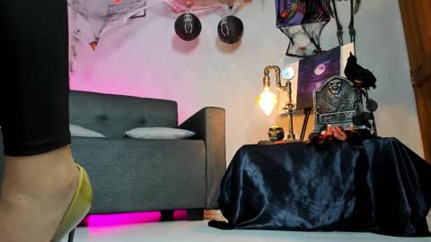 Alaia online show from October 2025 10:30:01 PM