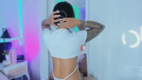 Alaia online show from April 2026 07:37:01 PM