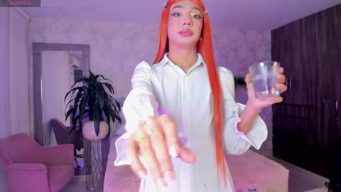 alaiaguerra online show from April 2026 07:44:01 PM