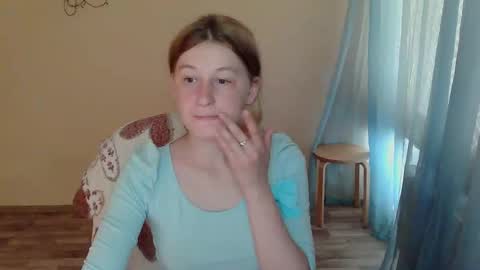 Snapshot of alalaska_ana chatting on June 2026 11:33:01 AM Anna online show from June 2026 11:33:01 AM