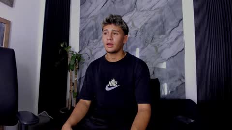 alan__smith online show from November 2025 07:57:01 PM