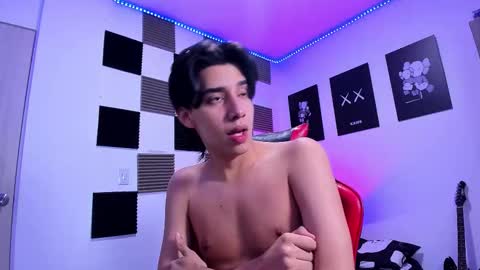 Snapshot of alan_boy01 chatting on February 2026 12:03:01 AM Alan Boy online show from February 2026 12:03:01 AM