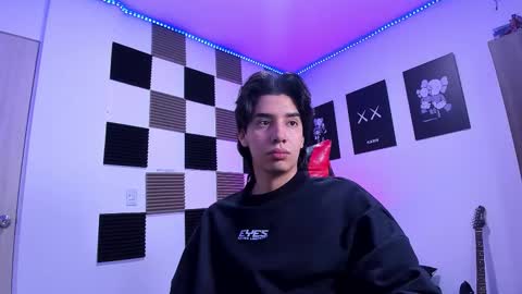 Snapshot of alan_boy01 chatting on February 2026 12:08:02 PM Alan Boy online show from February 2026 12:08:02 PM